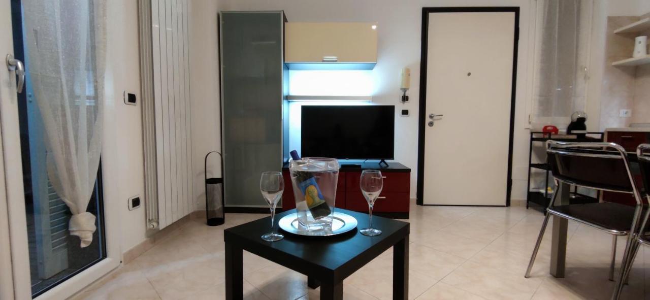 شقة Casa Francesca: Un Mare Di Relax! فنتيميليا المظهر الخارجي الصورة